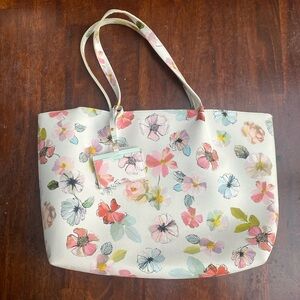 Floral Tote Bag 💕fantastic for Spring